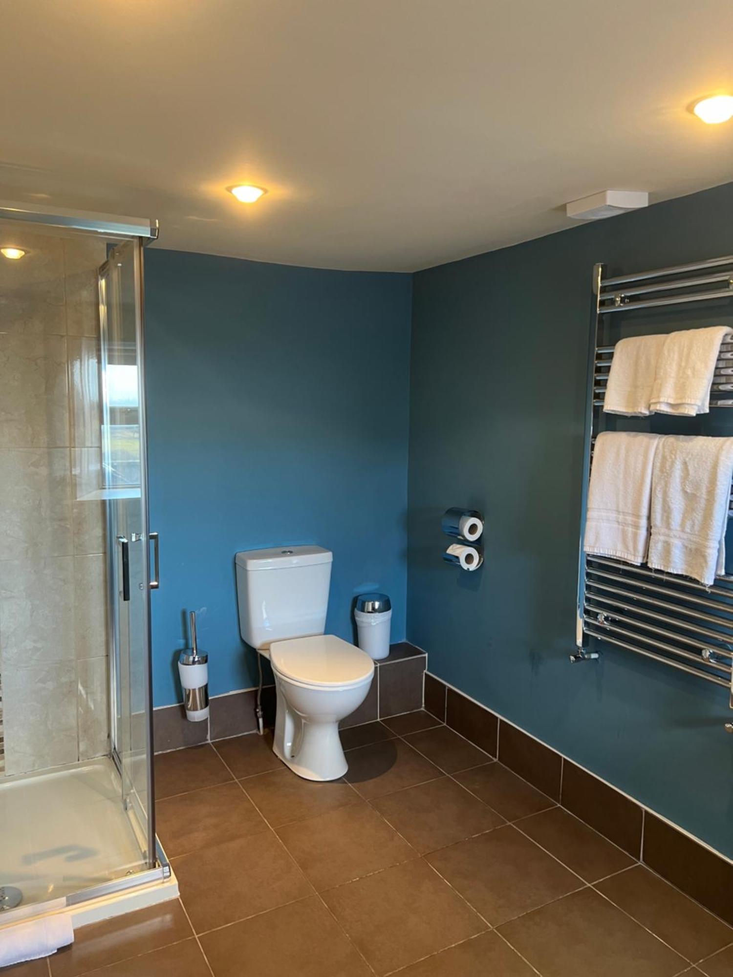 The Townhouse Bed and Breakfast Milltown Malbay Εξωτερικό φωτογραφία