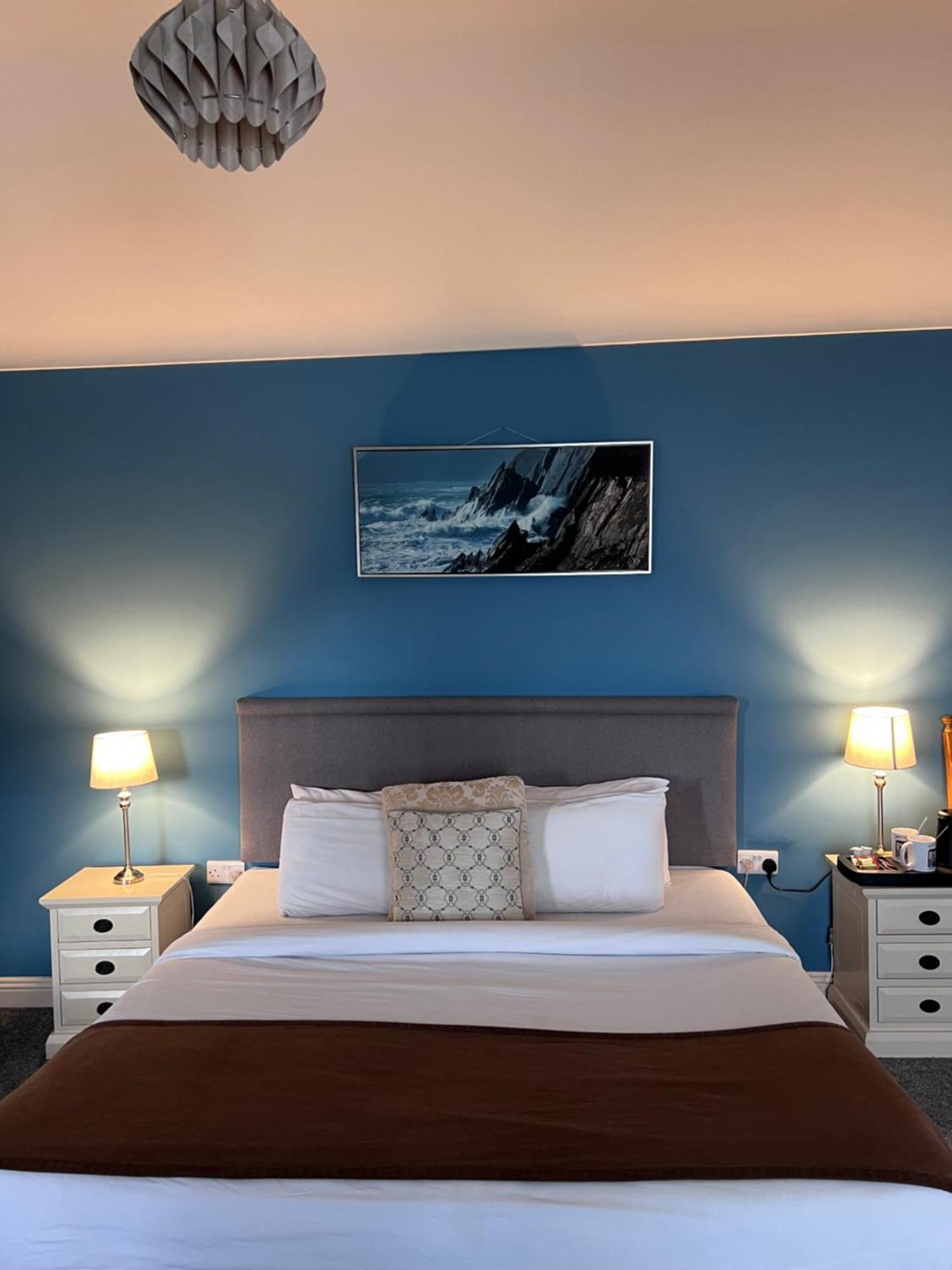 The Townhouse Bed and Breakfast Milltown Malbay Εξωτερικό φωτογραφία