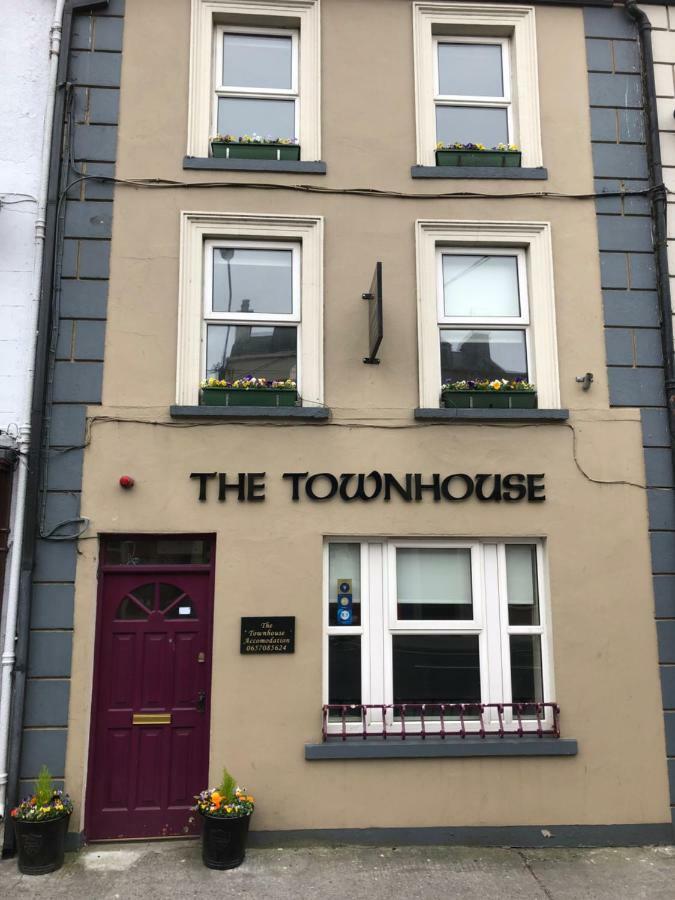 The Townhouse Bed and Breakfast Milltown Malbay Εξωτερικό φωτογραφία